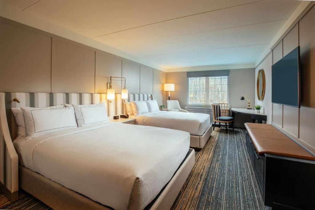Somerest Hills Hotel, Tapestry Collection by Hilton